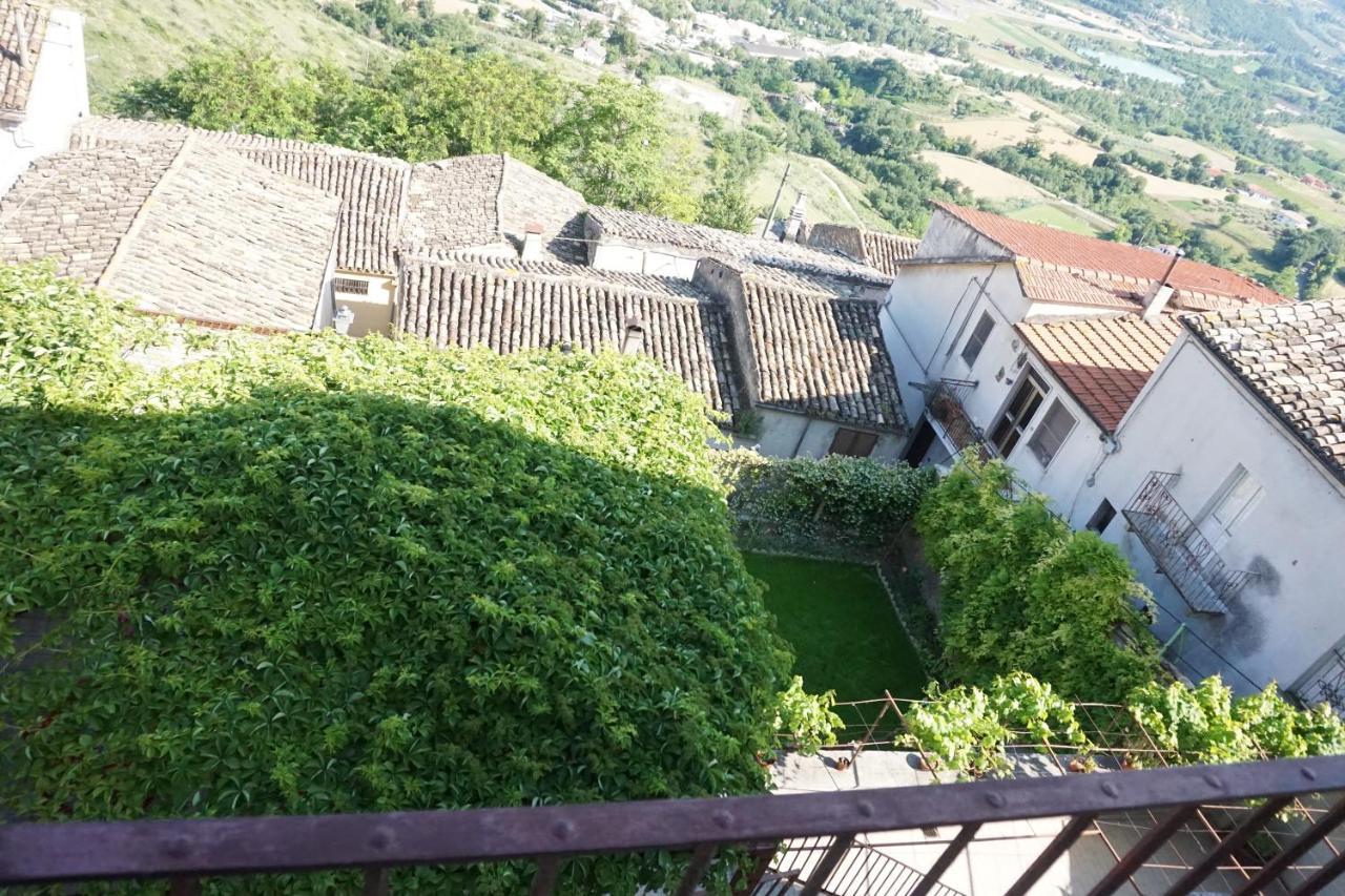 לינה וארוחת בוקר Rosciano  Palazzo De Fabritiis מראה חיצוני תמונה