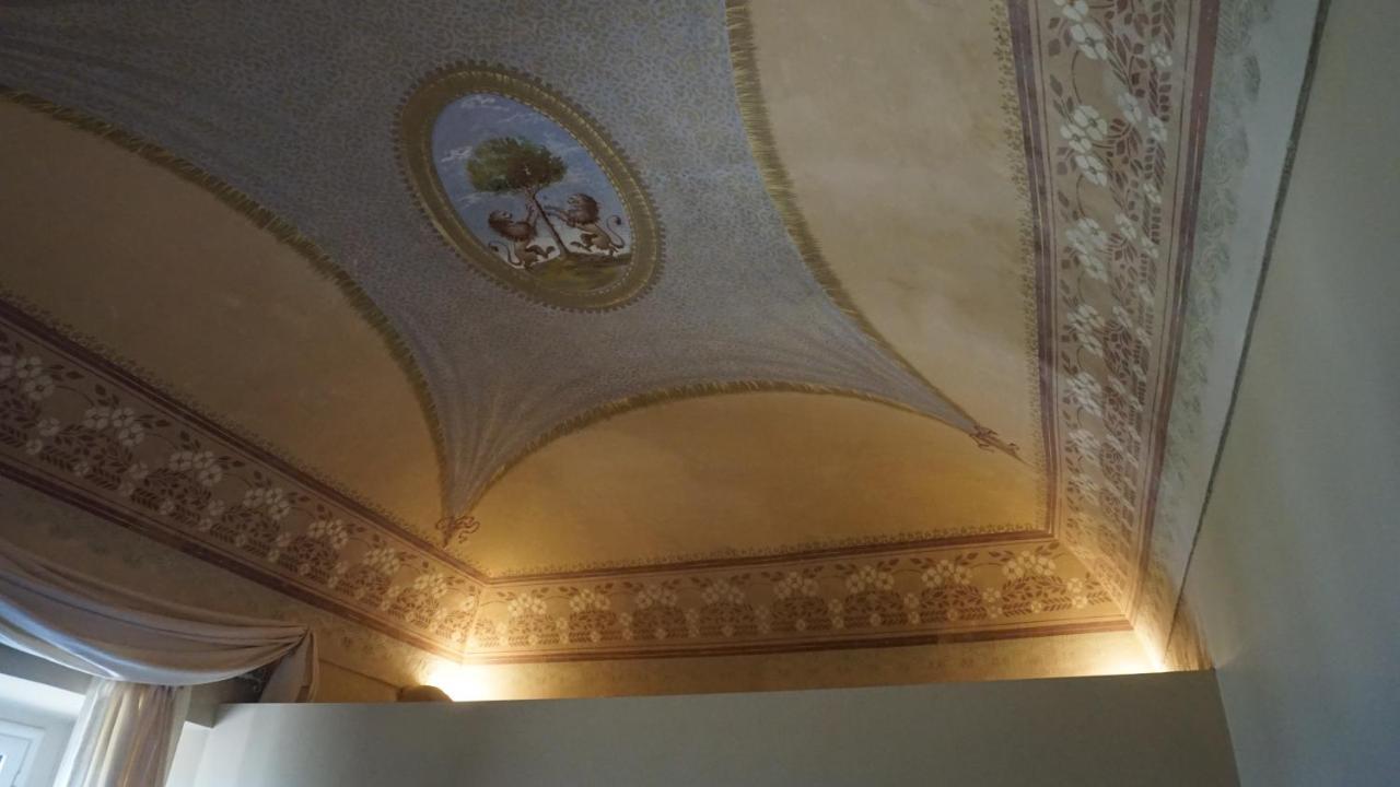 לינה וארוחת בוקר Rosciano  Palazzo De Fabritiis מראה חיצוני תמונה