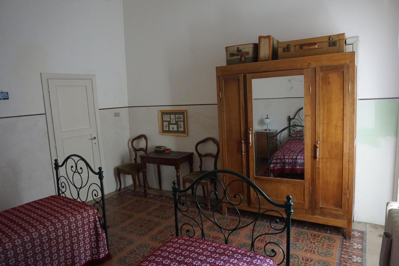 לינה וארוחת בוקר Rosciano  Palazzo De Fabritiis מראה חיצוני תמונה