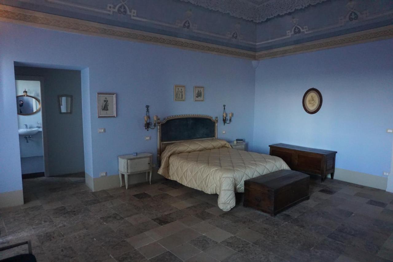 לינה וארוחת בוקר Rosciano  Palazzo De Fabritiis מראה חיצוני תמונה